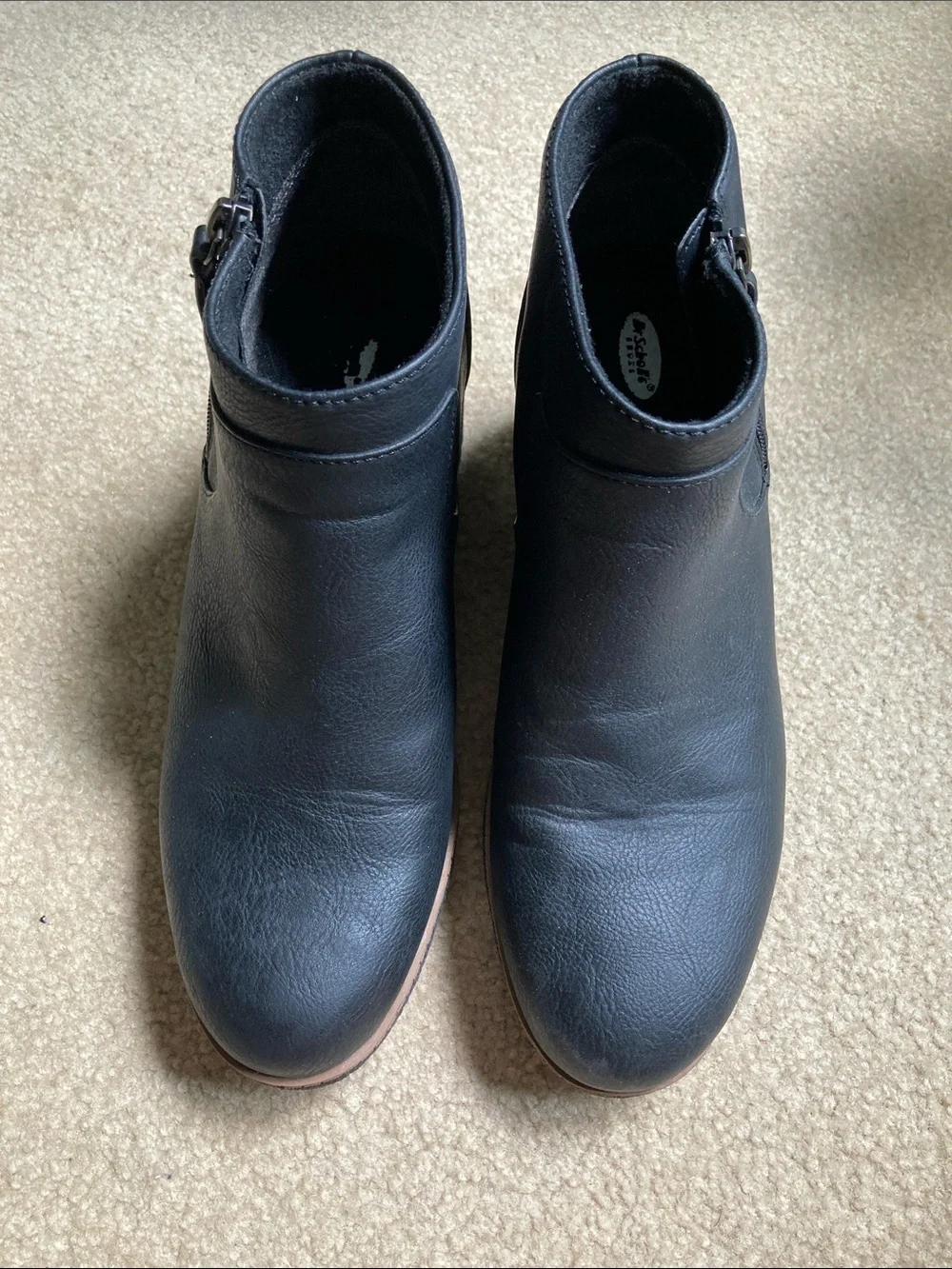 Dr. Scholls classic black
